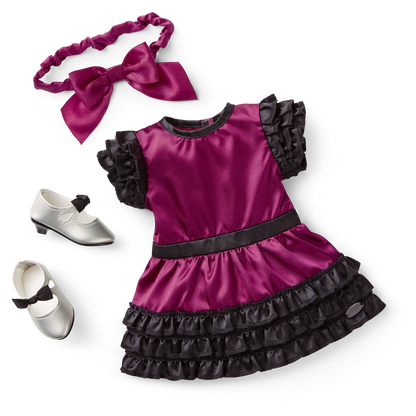 Claudie’s™ Performance & PJs Gift Set (Historical Characters)