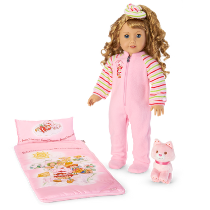 Courtney’s™ Strawberry Shortcake™ Sleepover Bundle (Historical Characters)