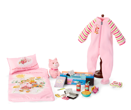 Courtney’s™ Strawberry Shortcake™ Sleepover Bundle (Historical Characters)